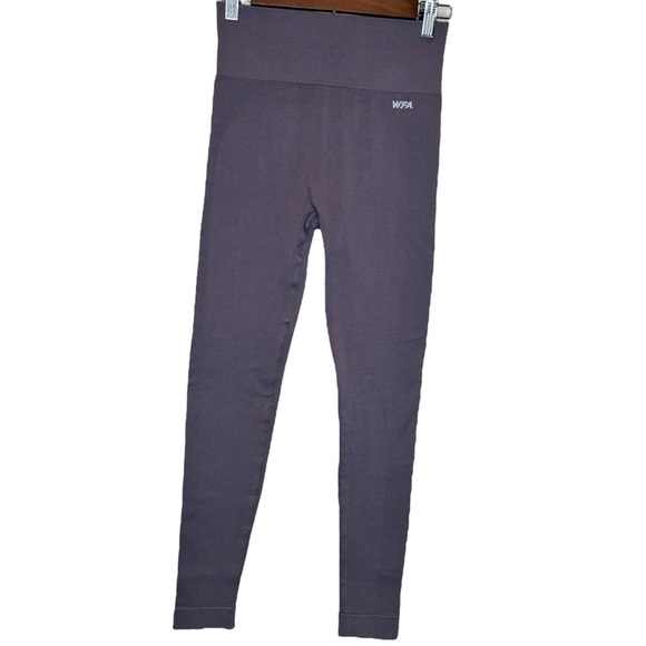 white fox active Pants - White Fox Active High Waist Seamless Plum Leggings Women’s Small 25” Inseam